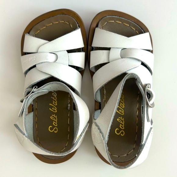 Salt Water Sandals by Hoy Other - 🐚SUMMER STAPLE • SaltWater Sandals • Size 7 (Toddler)